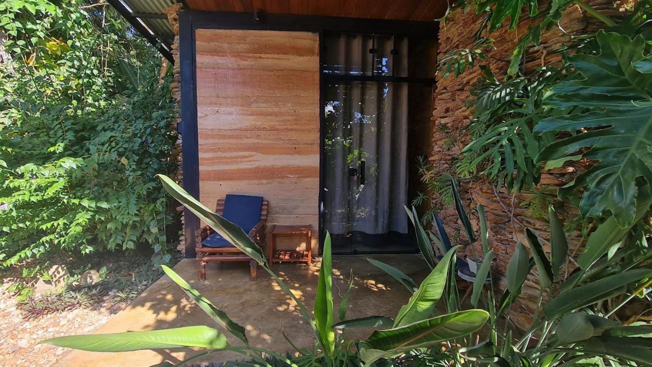 Casa Jardim Com Ofuro - Chapada Dos Veadeiros * Cavalcante